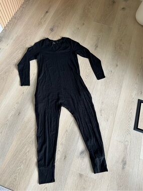 WOOLY DOODLE LOUNJ Black Bamboo Blend Romper - Size S
